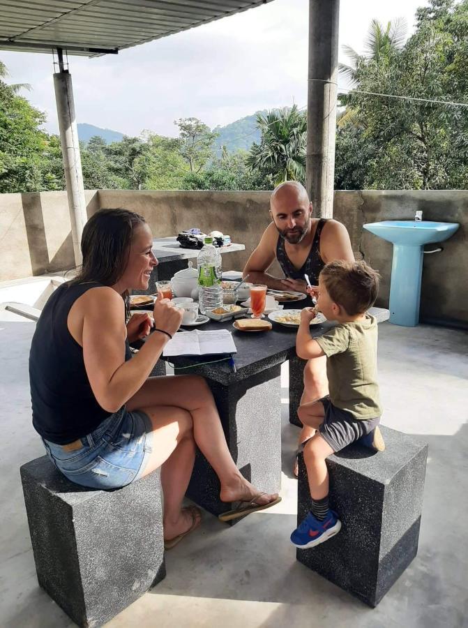 Sura Homestay Kandy Luaran gambar